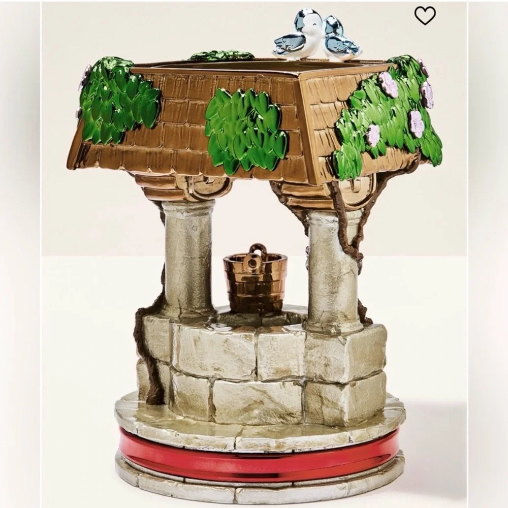 NEW Bath and Bodyworks, Snow White Wishing Well Candle Holder - limited edition - Picture 4 of 4